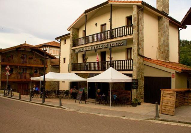 Hotel Valle De Turtzioz Exteriér fotografie