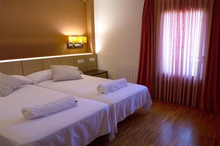 Hotel Valle De Turtzioz Exteriér fotografie